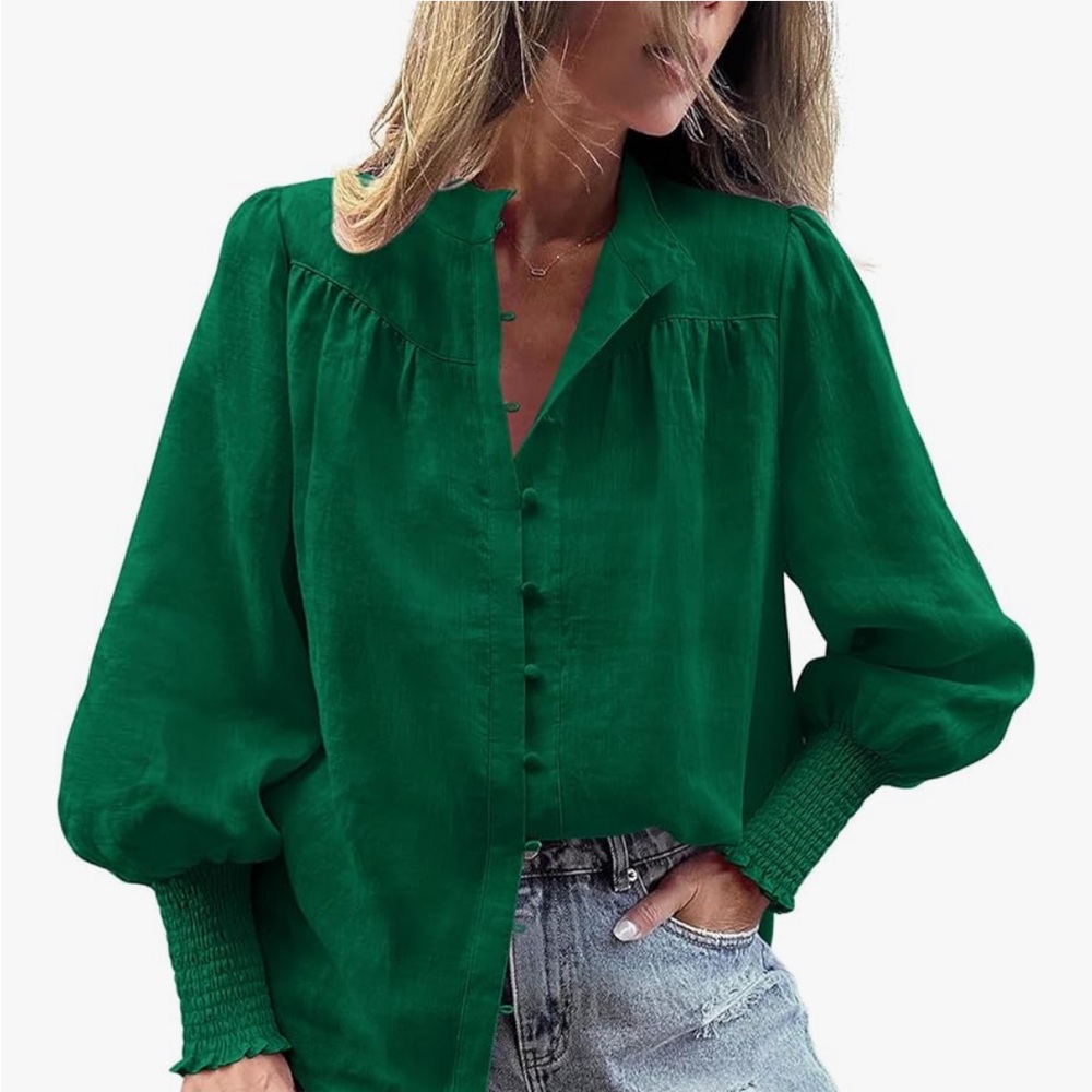 Women's Emerald Green Button-Down Puff Sleeve Blouse
